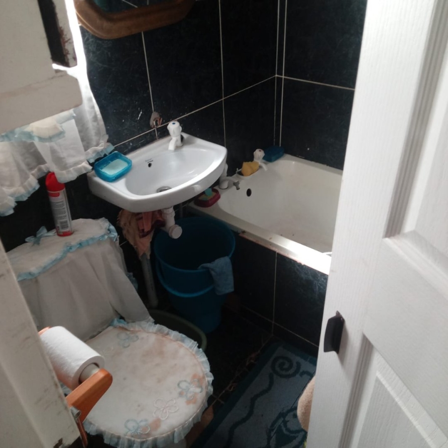 2 Bedroom Property for Sale in Mcgregor Western Cape